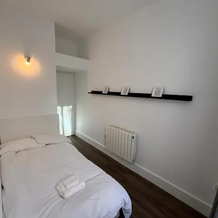 Temple Bar - Entire 2 Bedroom * دبلن